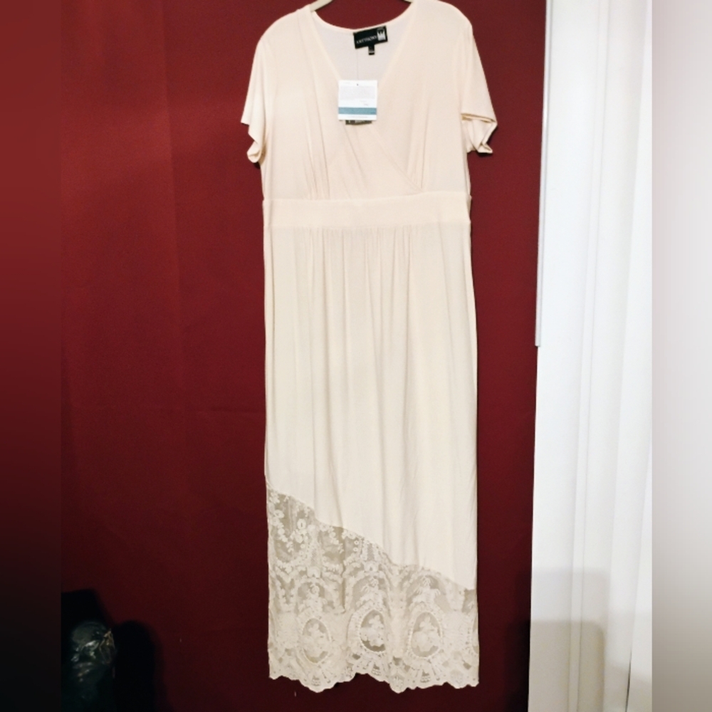 Antthony Cream Lace Maxi Dress